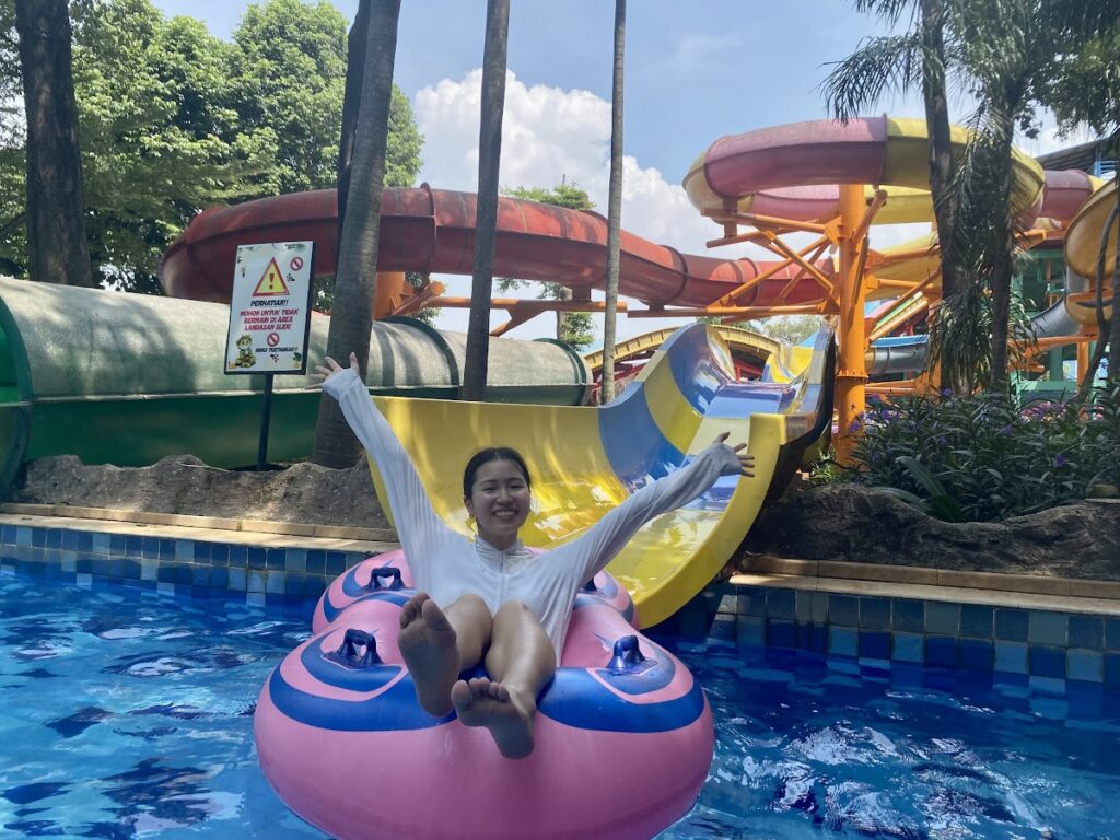 プールで水遊びと学び体験を思いきり楽しもう！｜Transera Waterpark