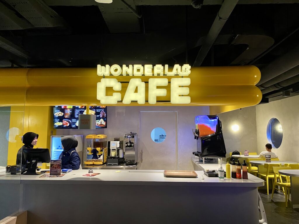写真映え＆スリル満載！話題の近未来アトラクション｜Wonderlab