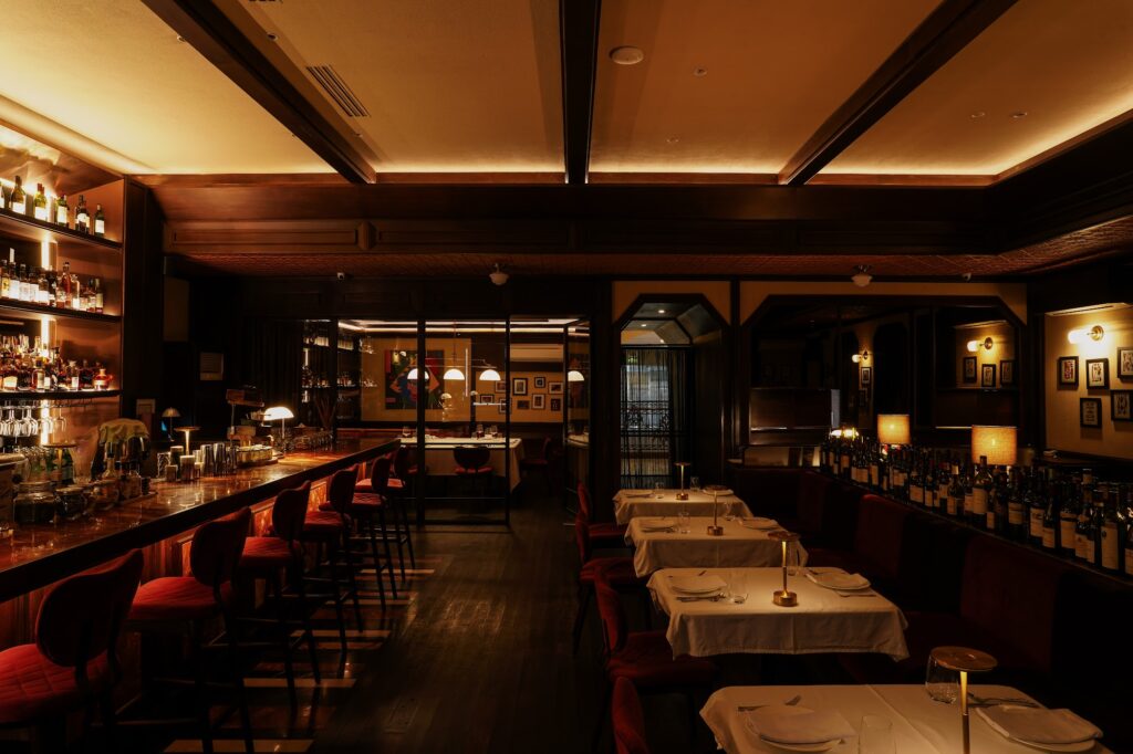 燻製ミート専門店が手がける、卓越した技術と味を誇るステーキ店|Privy Italian American Steakhouse