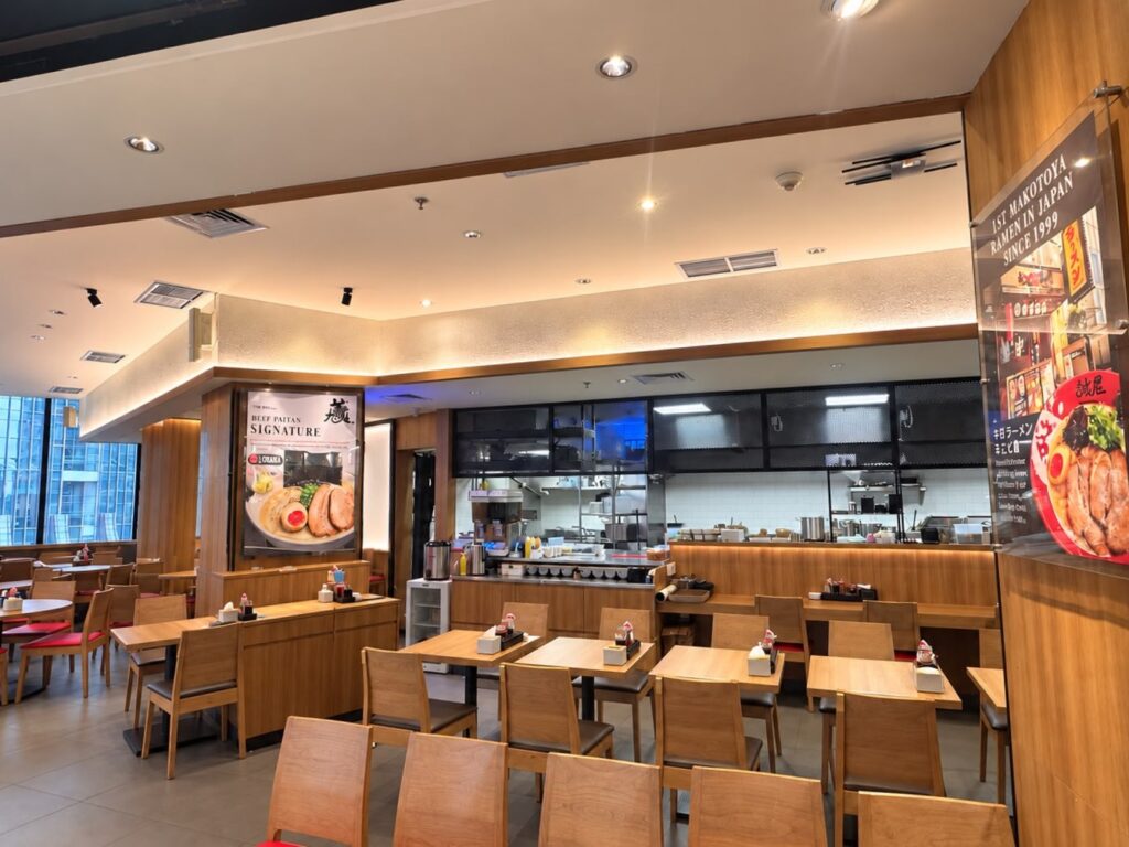 大阪発の牛白湯ラーメンがジャカルタに濃厚でまろやかな一杯を堪能｜Ramen Seiya